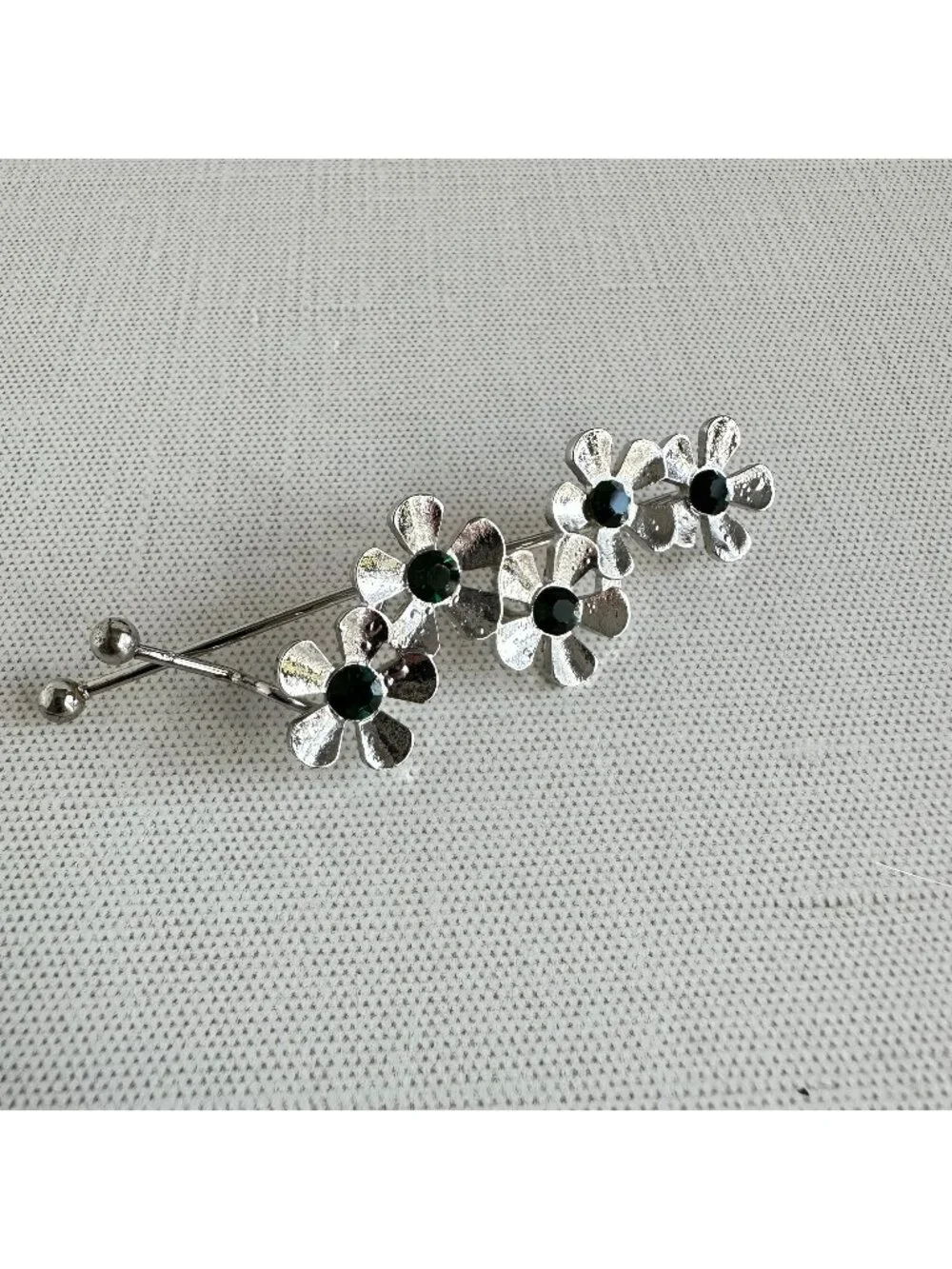 Floral Silver-Tone Hair Clip With Green Gem Accents 3